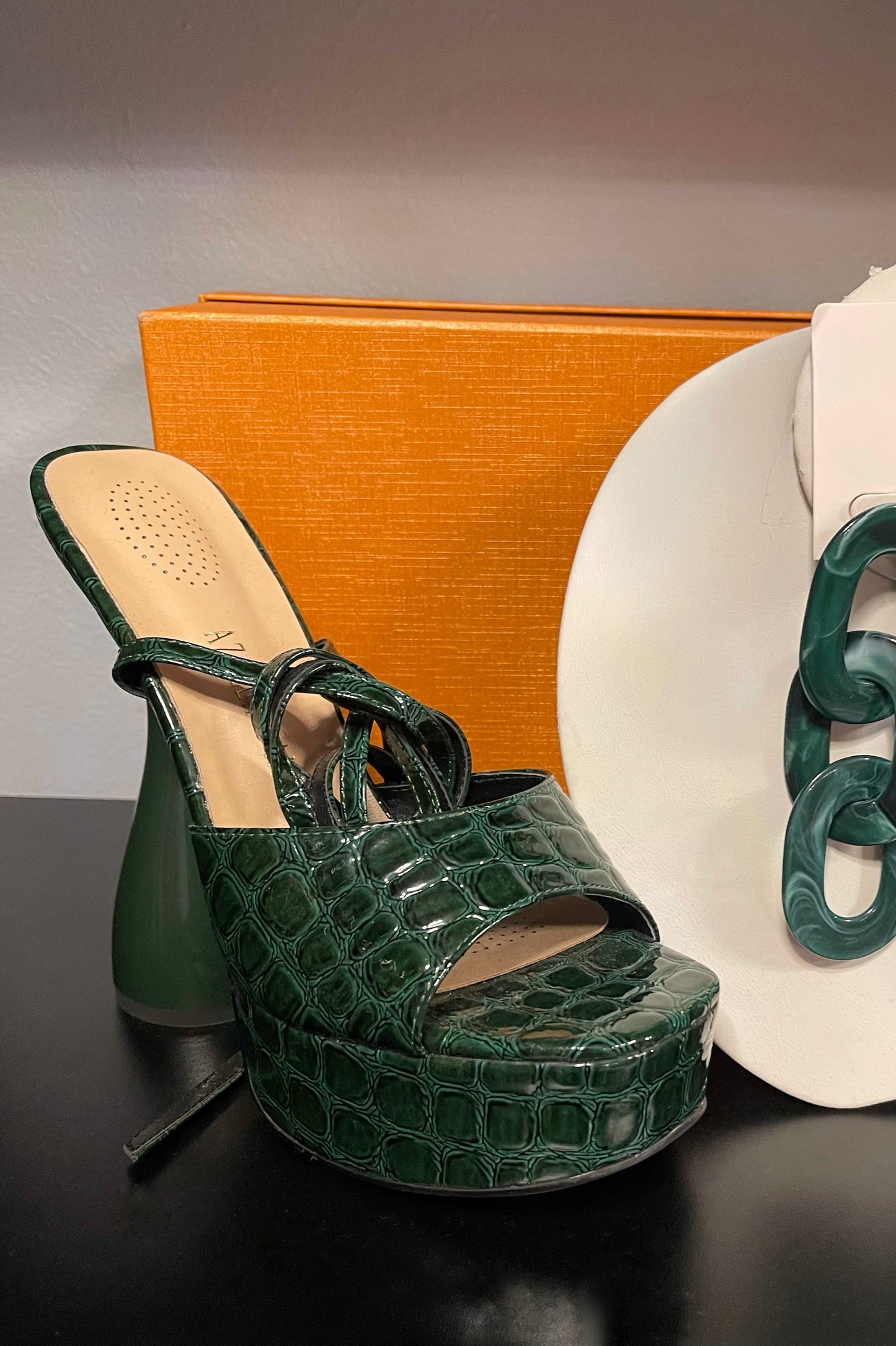 Snakeskin Dark Green Platform Heel